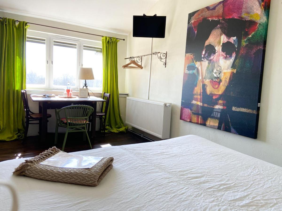 Liegen;Schaft Guesthouse Oestrich-Winkel Kültér fotó